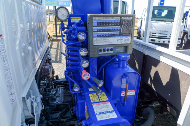 日野 デュトロ 小型 平ボディ（クレーン付） TKG-XZU695M(102240) 16枚目