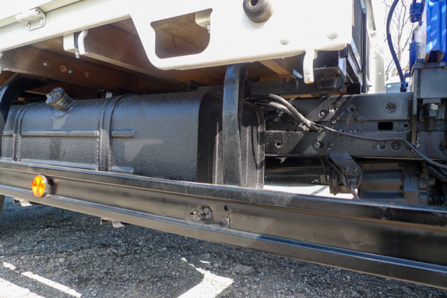 日野 デュトロ 小型 平ボディ（クレーン付） TKG-XZU695M(102240) 21枚目