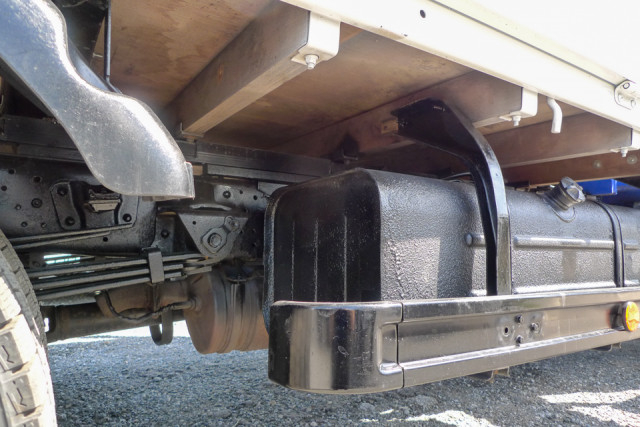 日野 デュトロ 小型 平ボディ（クレーン付） TKG-XZU695M(102240) 22枚目