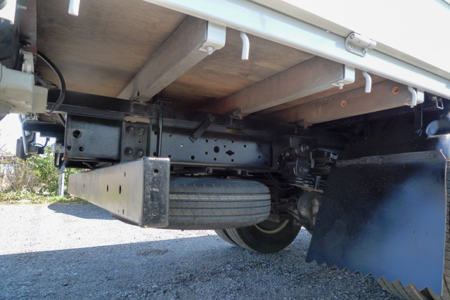 日野 デュトロ 小型 平ボディ（クレーン付） TKG-XZU695M(102240) 23枚目