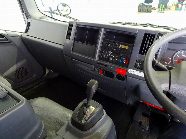 いすゞ エルフ 小型 バン TPG-NPR85YN(102241) 9枚目