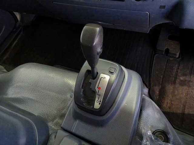 いすゞ エルフ 小型 バン TPG-NPR85YN(102241) 15枚目