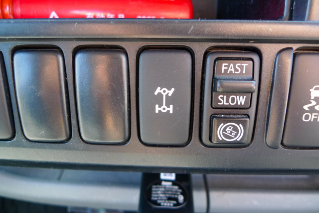 日野 デュトロ 小型 平ボディ（クレーン付） TKG-XZU695M(102240) 37枚目