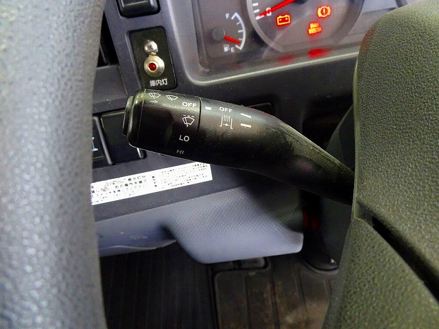 いすゞ エルフ 小型 バン TPG-NPR85YN(102241) 18枚目