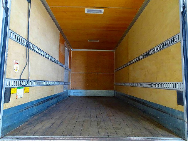 いすゞ エルフ 小型 バン TPG-NPR85YN(102241) 21枚目