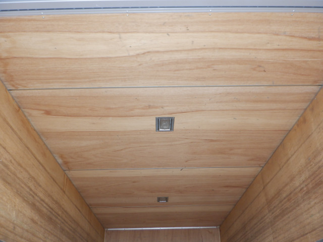 いすゞ エルフ 小型 バン TRG-NMR85AN(102243) 7枚目