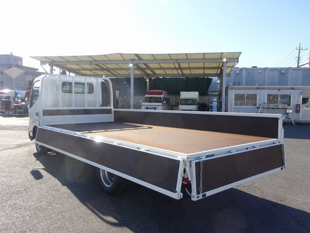 トヨタ ダイナ 小型 平ボディ 2KG-XZU722(102245) 6枚目