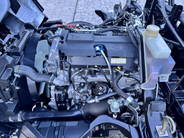 三菱ふそう キャンター 小型 コンテナ専用車 2RG-FBAV0(102246) 10枚目