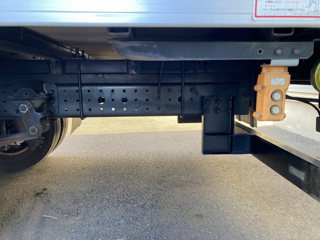 日産自動車 アトラス 小型 バン TRG-FEB5W(102248) 11枚目