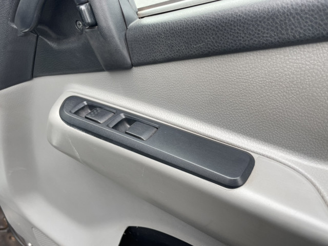 Mitsubishi Fuso canter Small Double cab TPG-FBA00(102250) 17枚目