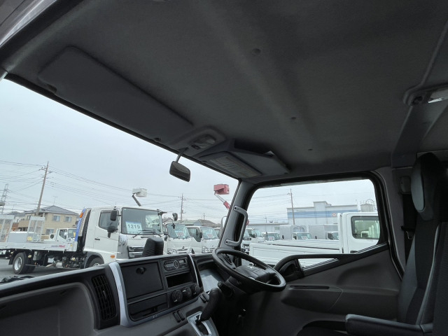 Mitsubishi Fuso canter Small Double cab TPG-FBA00(102250) 26枚目