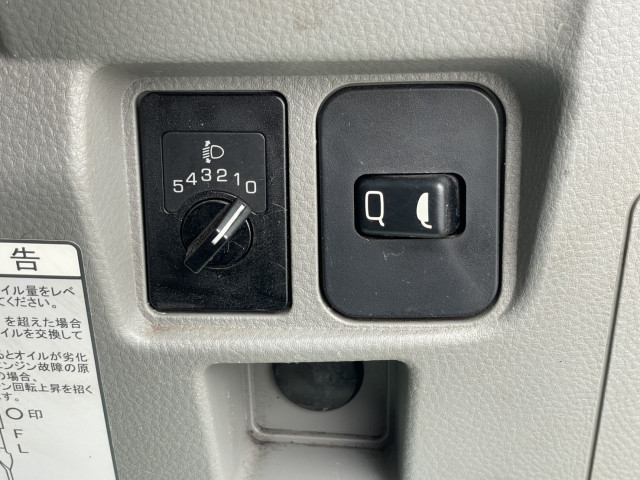 Mitsubishi Fuso canter Small Double cab TPG-FBA00(102250) 35枚目