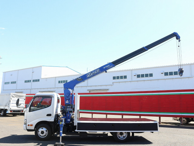 日野 デュトロ 小型 平ボディ（クレーン付） TPG-XZU650M(102253) 24枚目