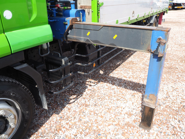 いすゞ フォワード 増トン 平ボディ（クレーン付） LPG-FTR90S2(102258) 13枚目