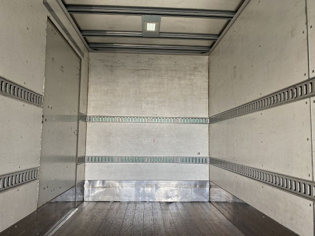 いすゞ エルフ 小型 バン TRG-NMR85AN(102257) 27枚目