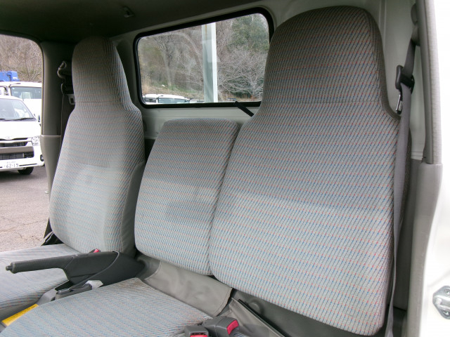 トヨタ トヨエース 小型 平ボディ KG-LY230(102266) 13枚目