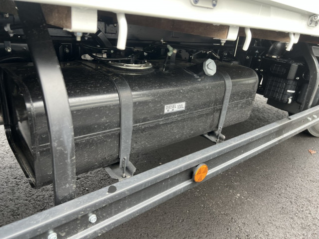 三菱ふそう キャンター 小型 平ボディ 2RG-FEB80(102269) 21枚目