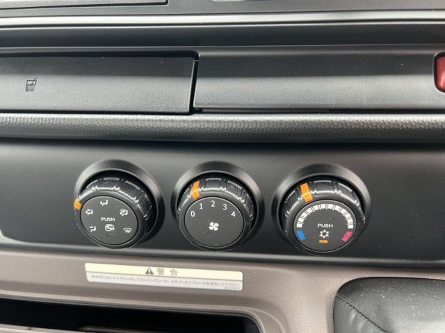 三菱ふそう キャンター 小型 平ボディ 2RG-FEB80(102269) 27枚目