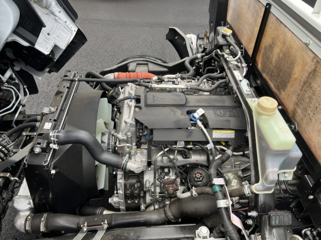 三菱ふそう キャンター 小型 平ボディ 2RG-FEB80(102269) 35枚目