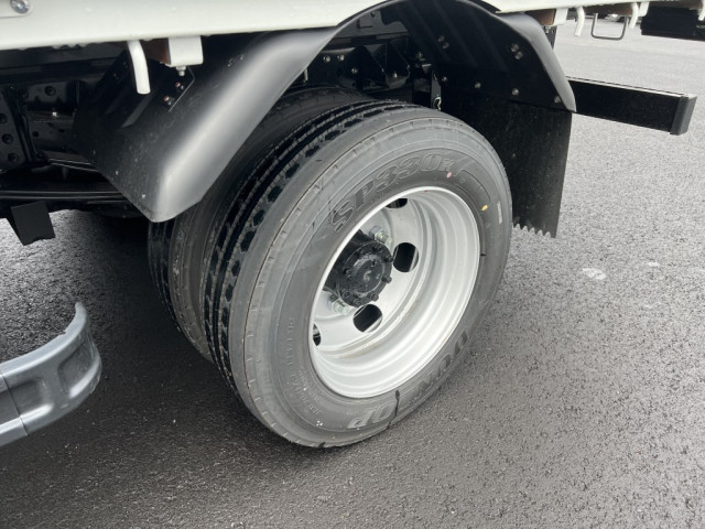 三菱ふそう キャンター 小型 平ボディ 2RG-FEB80(102269) 40枚目