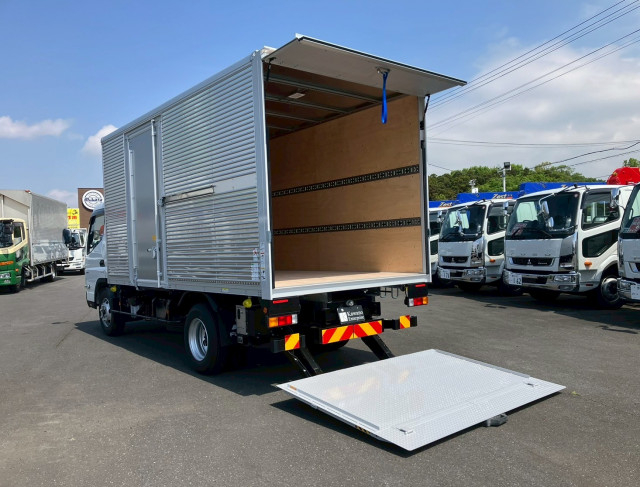 三菱ふそう キャンター 小型 バン 2PG-FEB80(102271) 15枚目