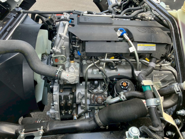 三菱ふそう キャンター 小型 バン 2PG-FEB80(102271) 21枚目