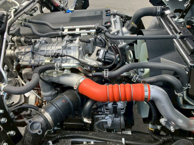 三菱ふそう キャンター 小型 バン 2PG-FEB80(102271) 22枚目