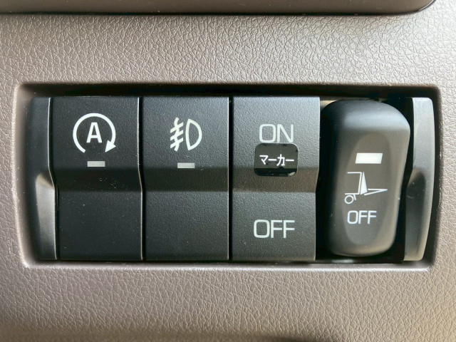 三菱ふそう キャンター 小型 バン 2PG-FEB80(102271) 42枚目