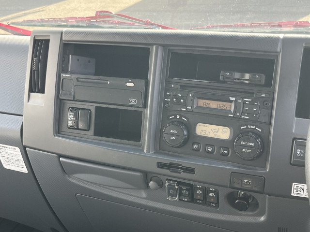 いすゞ フォワード 中型 ウィング 2RG-FRR90T2(102273) 15枚目