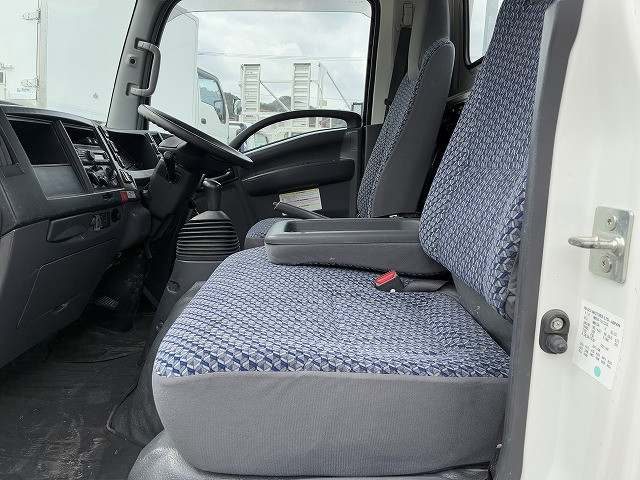 いすゞ エルフ 小型 平ボディ 2RG-NMR88AR(102272) 23枚目