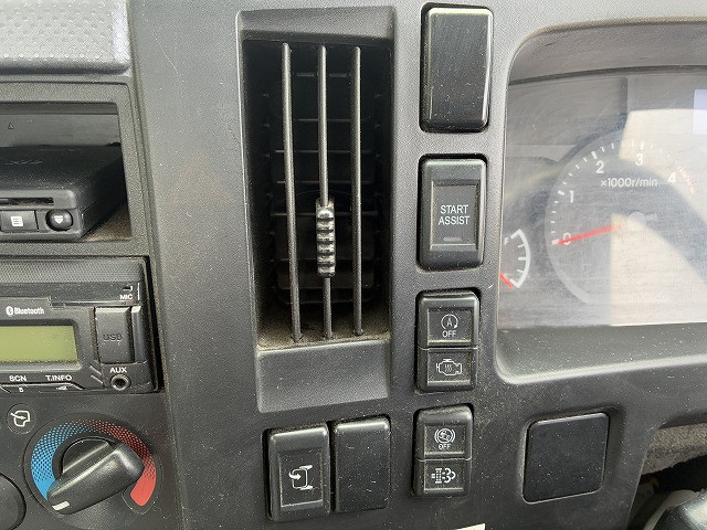 いすゞ エルフ 小型 平ボディ 2RG-NMR88AR(102272) 29枚目