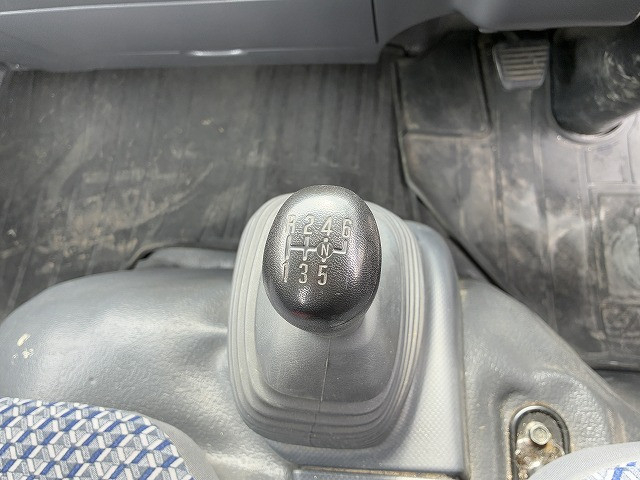 いすゞ エルフ 小型 平ボディ 2RG-NMR88AR(102272) 31枚目