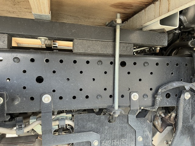 いすゞ エルフ 小型 平ボディ 2RG-NMR88AR(102272) 35枚目