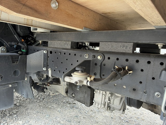 いすゞ エルフ 小型 平ボディ 2RG-NMR88AR(102272) 42枚目