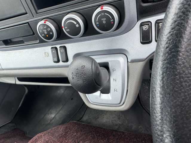 Mitsubishi Fuso canter Small Flat body 2PG-FBAV0(102274) 25枚目