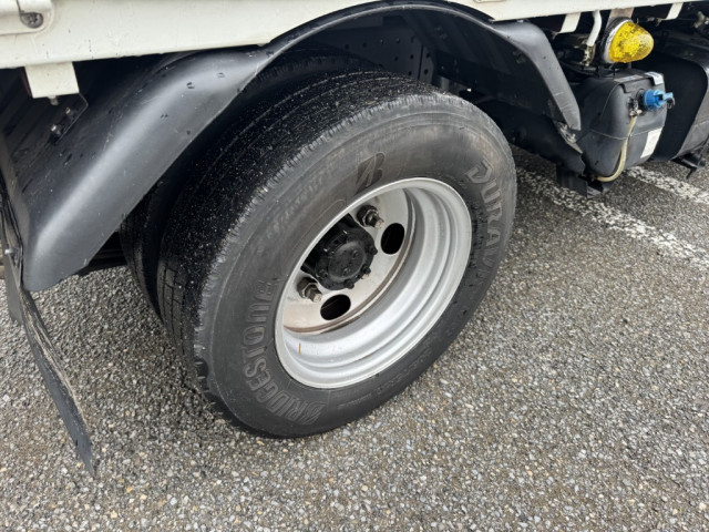 Mitsubishi Fuso canter Small Flat body 2PG-FBAV0(102274) 40枚目