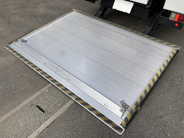 いすゞ エルフ 小型 バン TQG-NPR85AN(102276) 5枚目