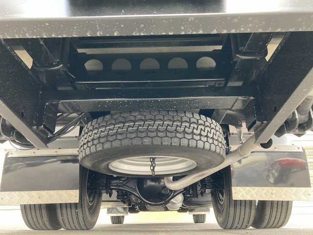 いすゞ エルフ 小型 バン TQG-NPR85AN(102276) 12枚目