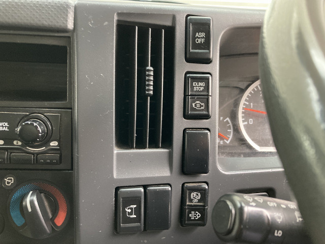 いすゞ エルフ 小型 バン TQG-NPR85AN(102276) 41枚目