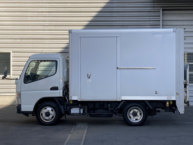 Nissan atlas Small Box body TRG-FEA5W(102277) 2枚目