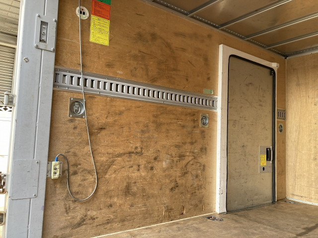 Nissan atlas Small Box body TRG-FEA5W(102277) 23枚目