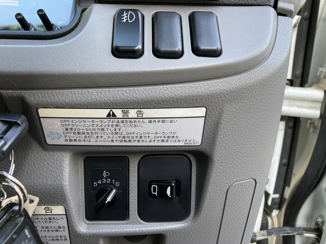 Nissan atlas Small Box body TRG-FEA5W(102277) 41枚目