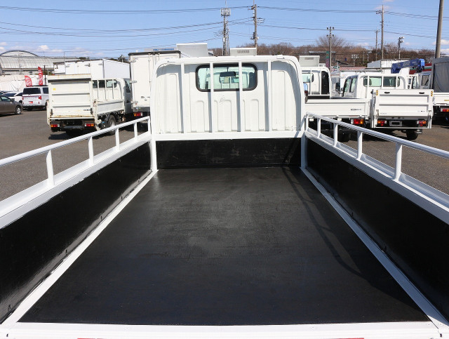 三菱ふそう キャンター 小型 平ボディ 2RG-FBA20(102303) 12枚目