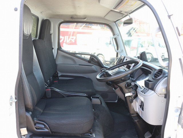 三菱ふそう キャンター 小型 平ボディ 2RG-FBA20(102303) 30枚目