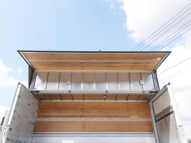 いすゞ フォワード 中型 ウィング TKG-FRR90T2(102305) 15枚目