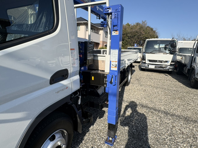 三菱ふそう キャンター 小型 平ボディ（クレーン付） 2PG-FEB80(102379) 18枚目