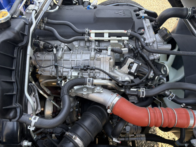 三菱ふそう キャンター 小型 平ボディ（クレーン付） 2PG-FEB80(102379) 39枚目