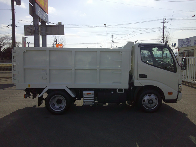 日野 デュトロ 小型 土砂ダンプ 2KG-XZU600(102381) 4枚目