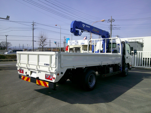 日野 デュトロ 小型 平ボディ（クレーン付） 2KG-XZU720(102382) 5枚目