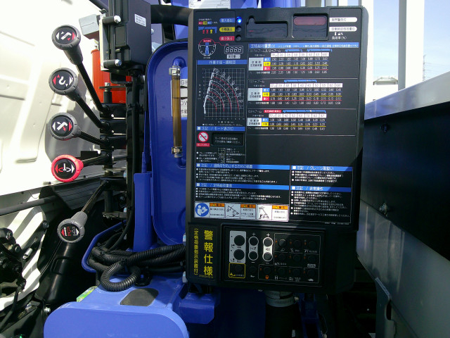 日野 デュトロ 小型 平ボディ（クレーン付） 2KG-XZU720(102382) 16枚目